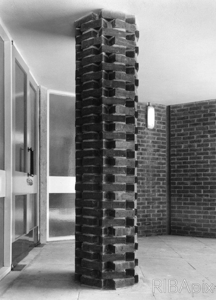 Archillect ID 408336