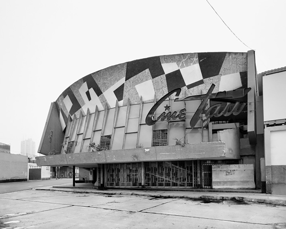 Archillect ID 408377