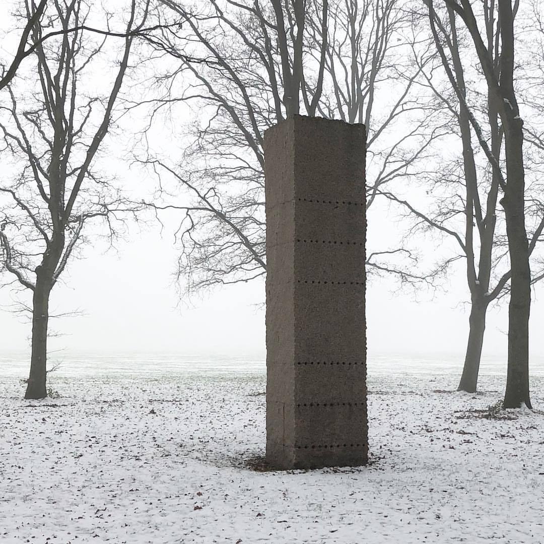 Archillect ID 408391