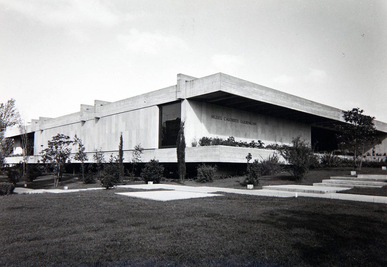 Archillect ID 408478