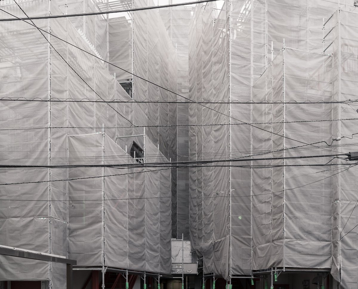 Archillect ID 408538