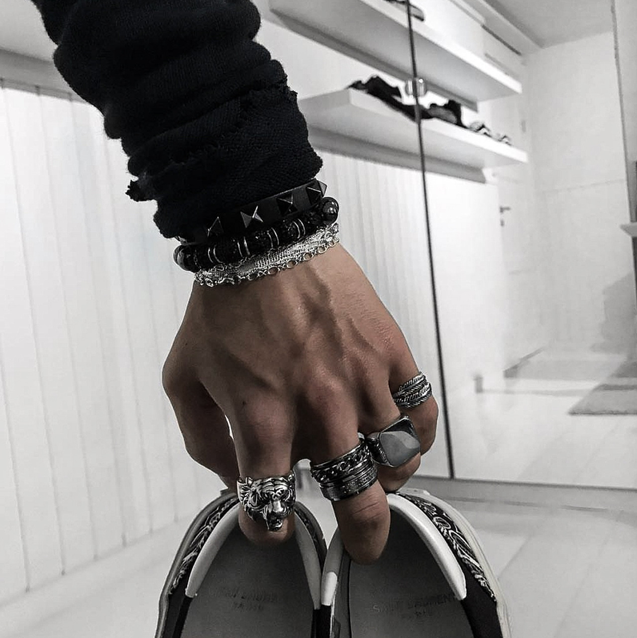 Archillect ID 408542