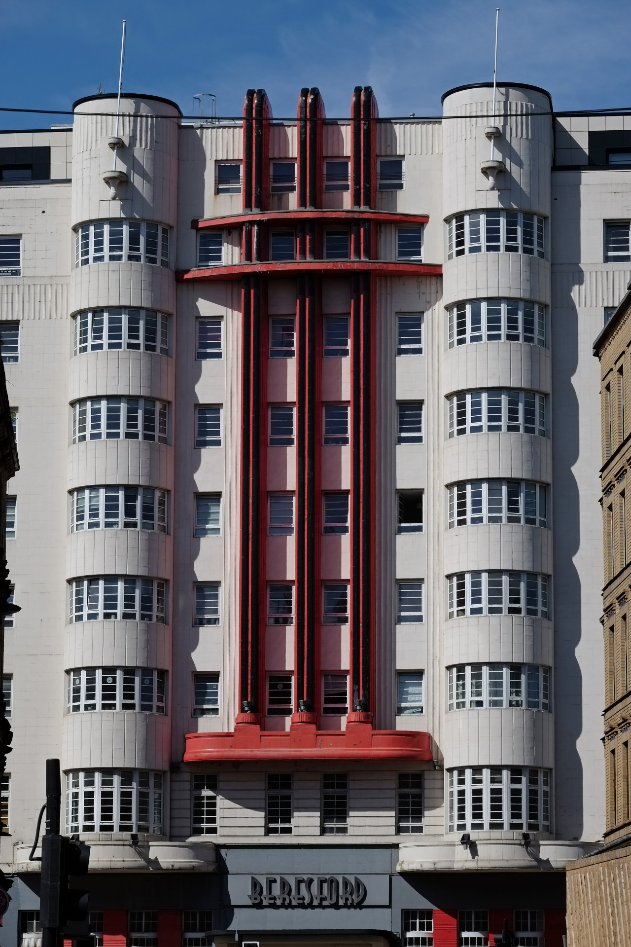 Archillect ID 408777