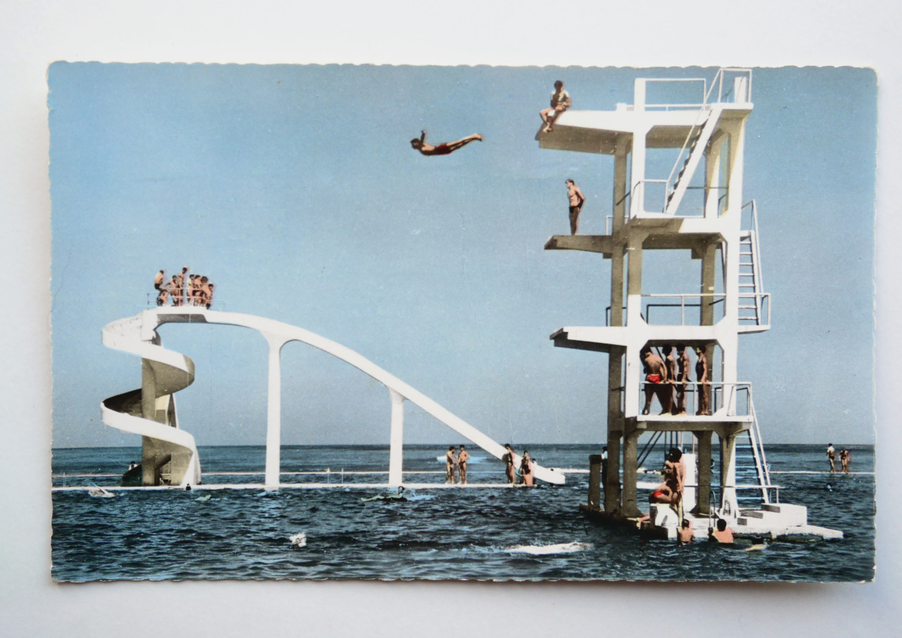 Archillect ID 408804