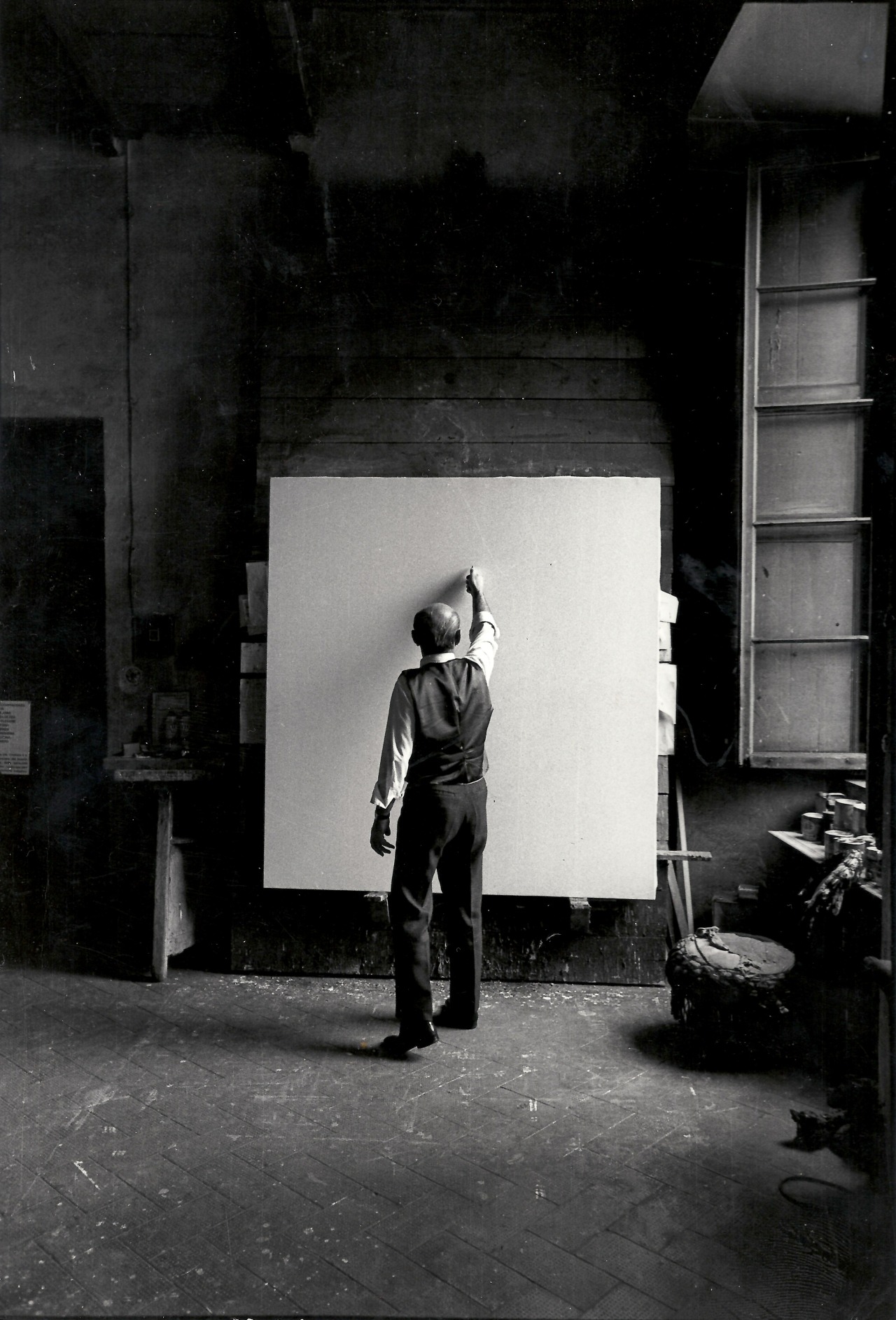 Archillect ID 408813