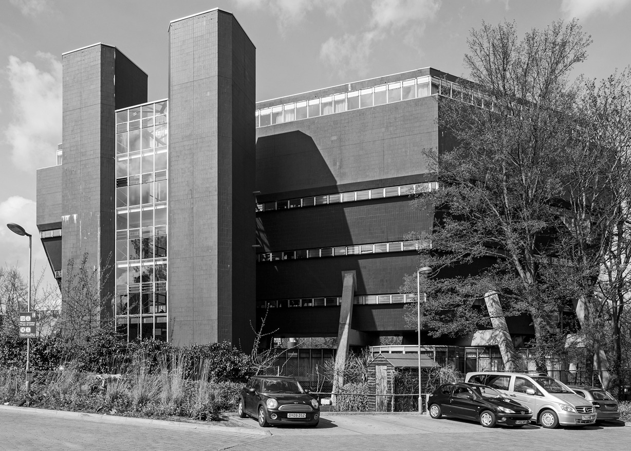 Archillect ID 408934