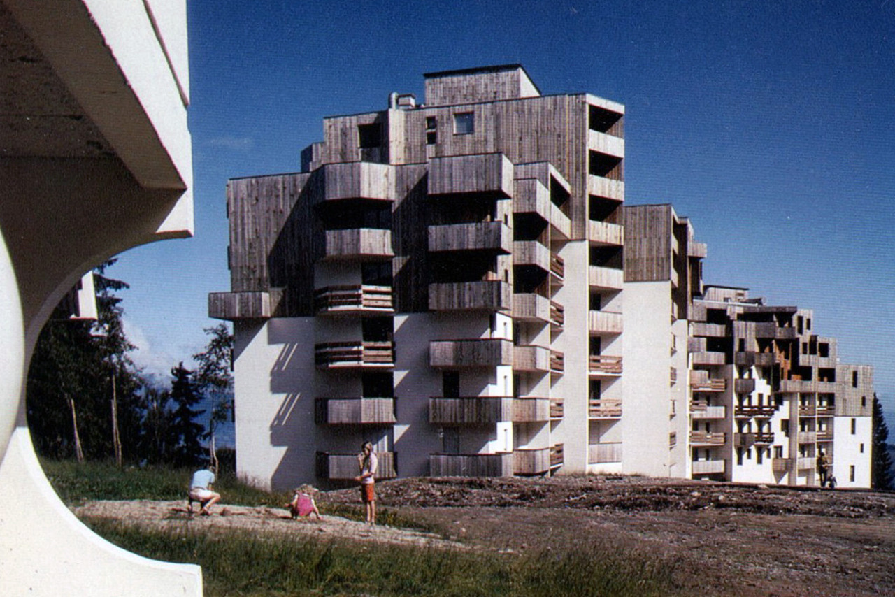 Archillect ID 408960