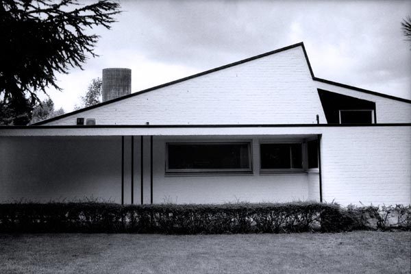 Archillect ID 408974