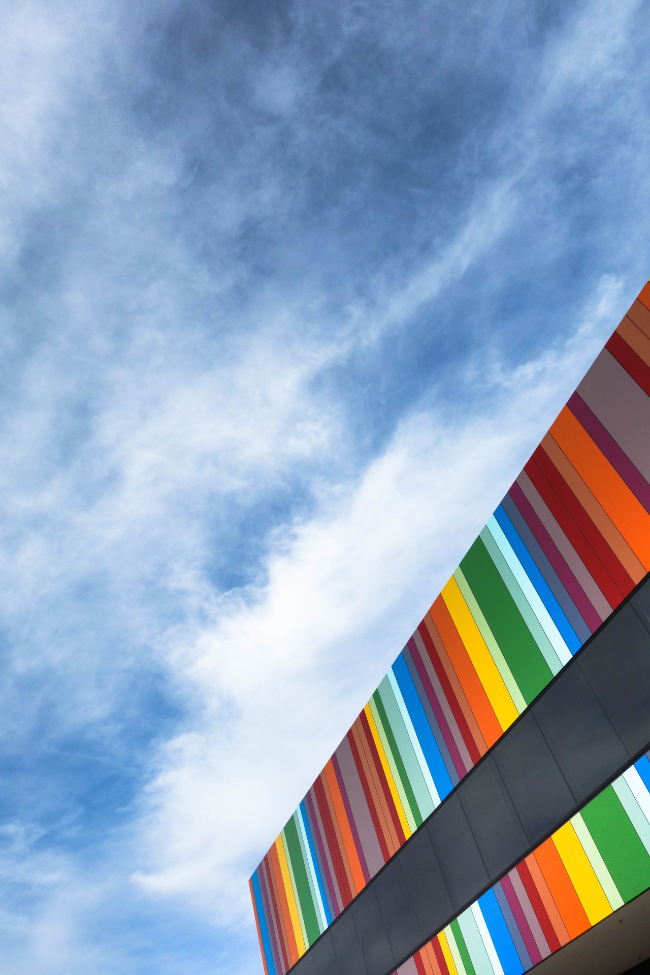 Archillect ID 409084