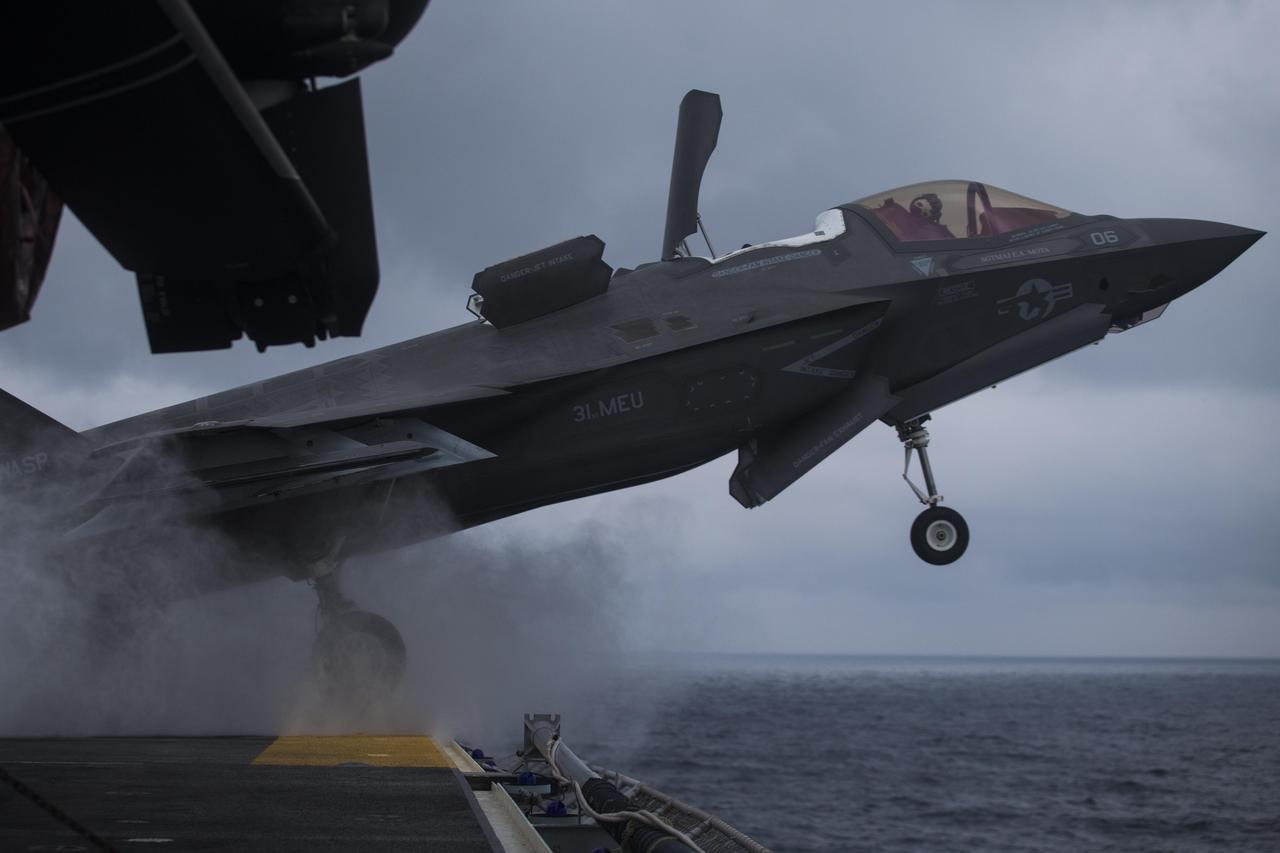 Archillect ID 409617